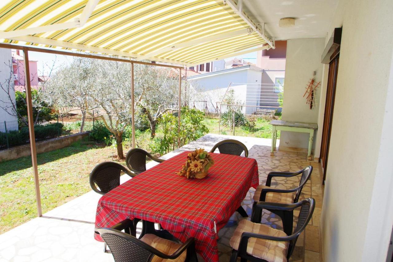 Apartment Ana Pula Zewnętrze zdjęcie
