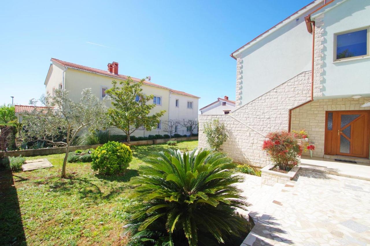Apartment Ana Pula Zewnętrze zdjęcie