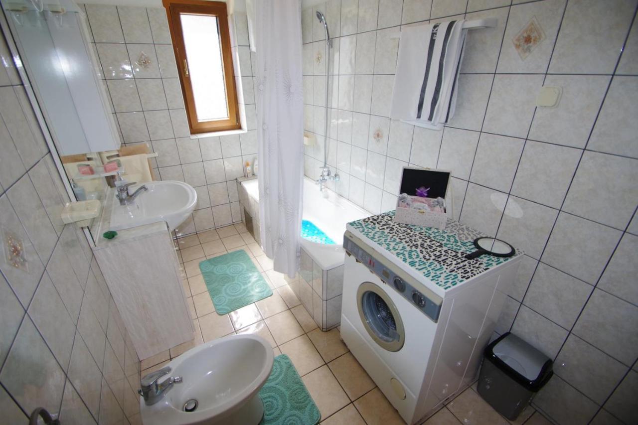 Apartment Ana Pula Zewnętrze zdjęcie