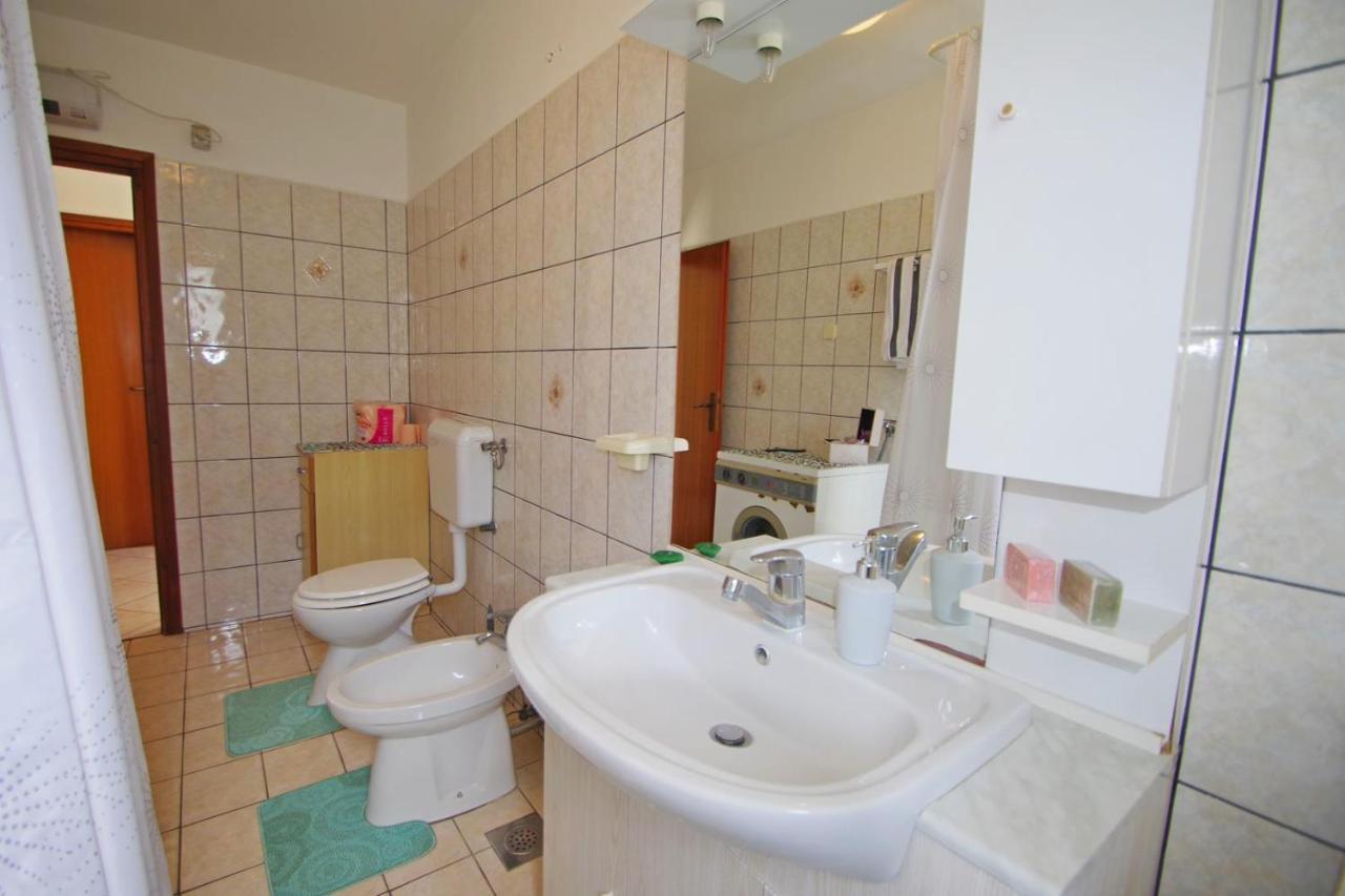 Apartment Ana Pula Zewnętrze zdjęcie